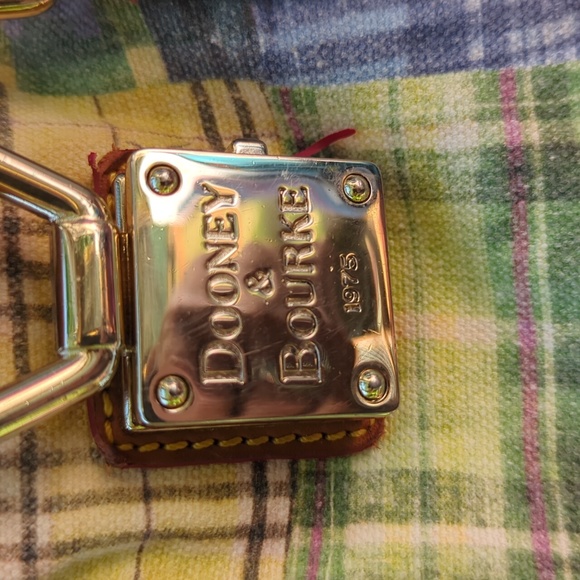 COPY - Dooney and Bourke picnic theme purse - Picture 4 of 8